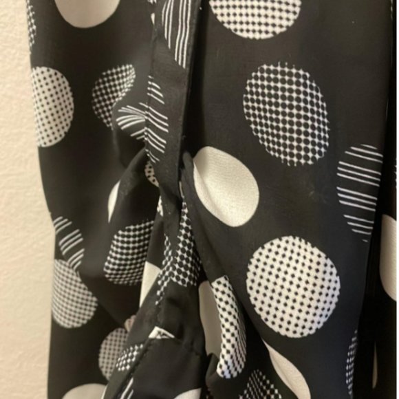 Collection by Michael Strahan Polka Dot Button-Up Blouse, women Size XXL - Picture 5 of 6